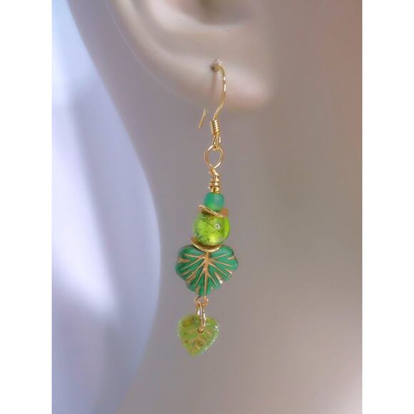 NEW Artisan Fall Green Earrings Dangle Autumn Czech Glass Golden Accent Elegant - Picture 1 of 10